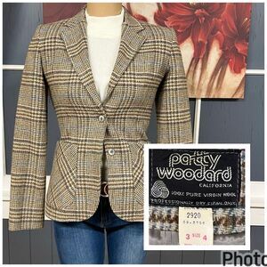 Women's Plaid Wool Blazer - Tan